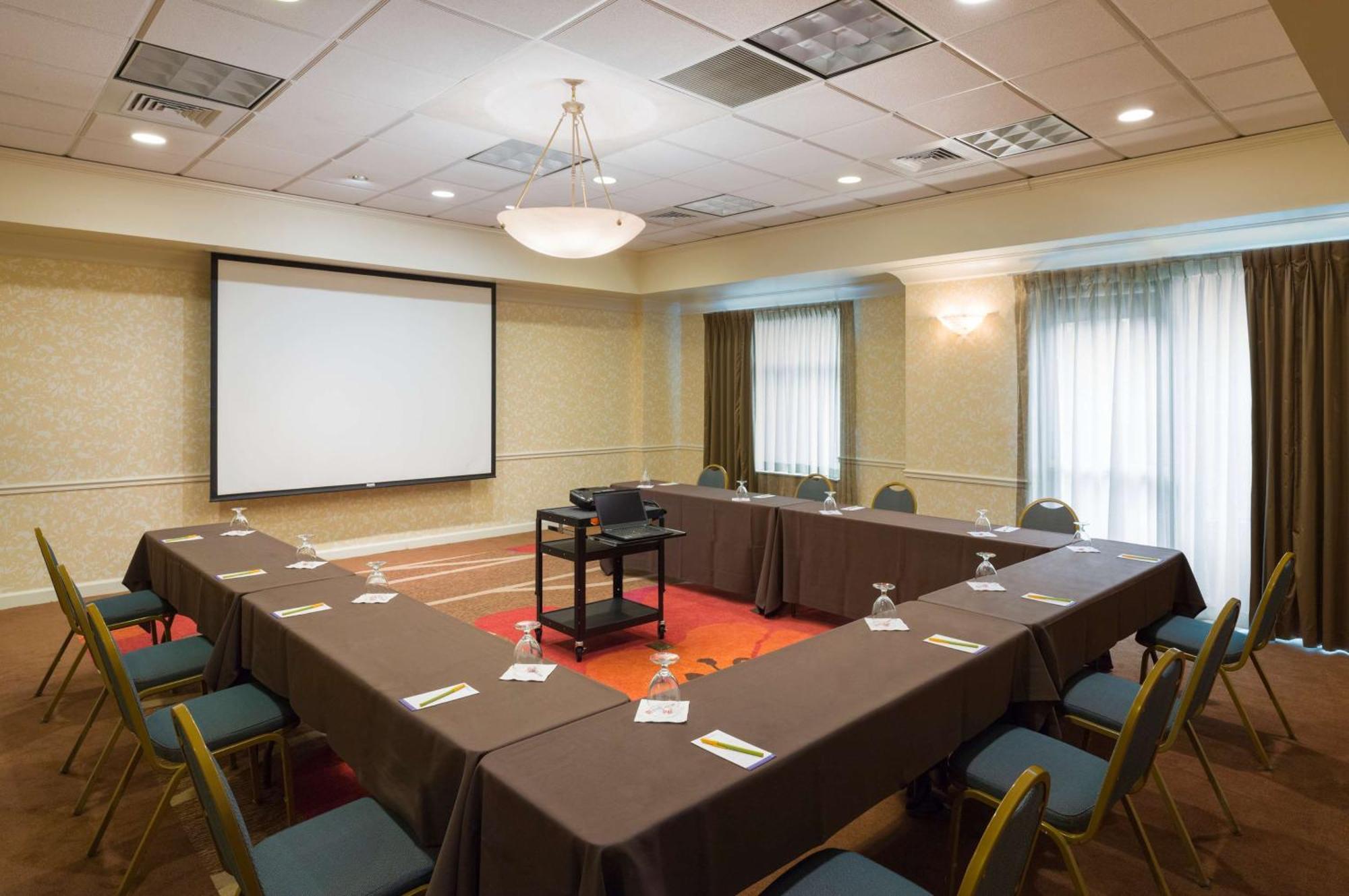 Hilton Garden Inn Hartford South/Glastonbury Экстерьер фото
