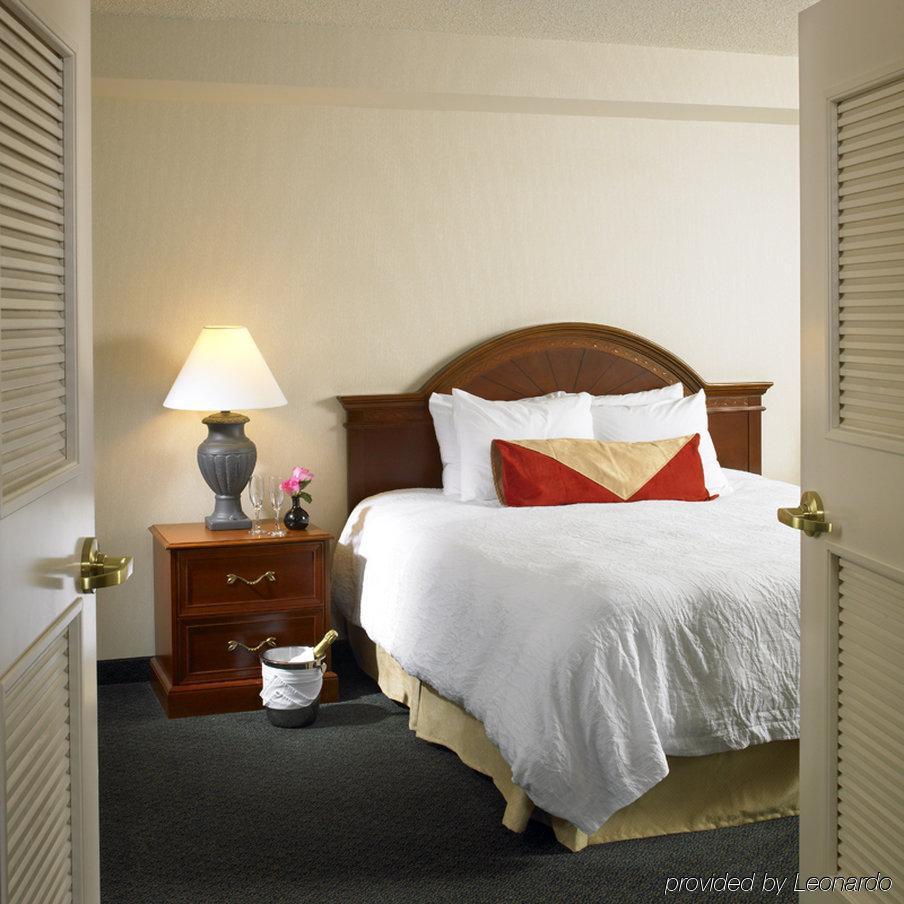 Hilton Garden Inn Hartford South/Glastonbury Номер фото